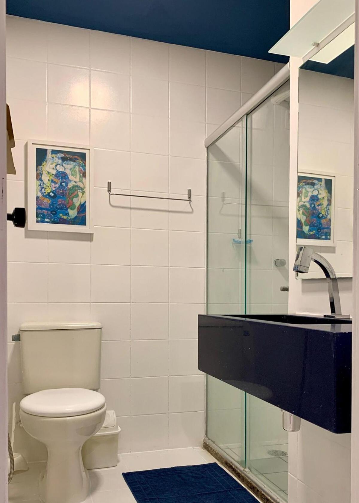 E Sala Temporada No Rio Vermelho *